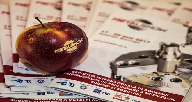 standuri expozitionale personalizate